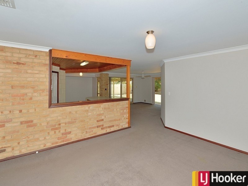 166 Mclarty Road, Halls Head WA 6210