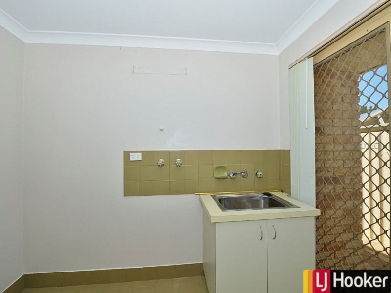 166 Mclarty Road, Halls Head WA 6210