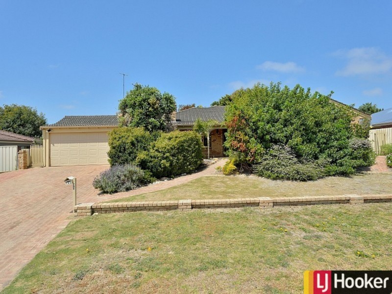 166 Mclarty Road, Halls Head WA 6210