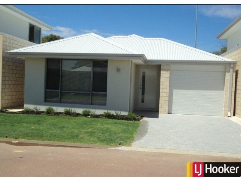 56 Leisure Way, Halls Head WA 6210