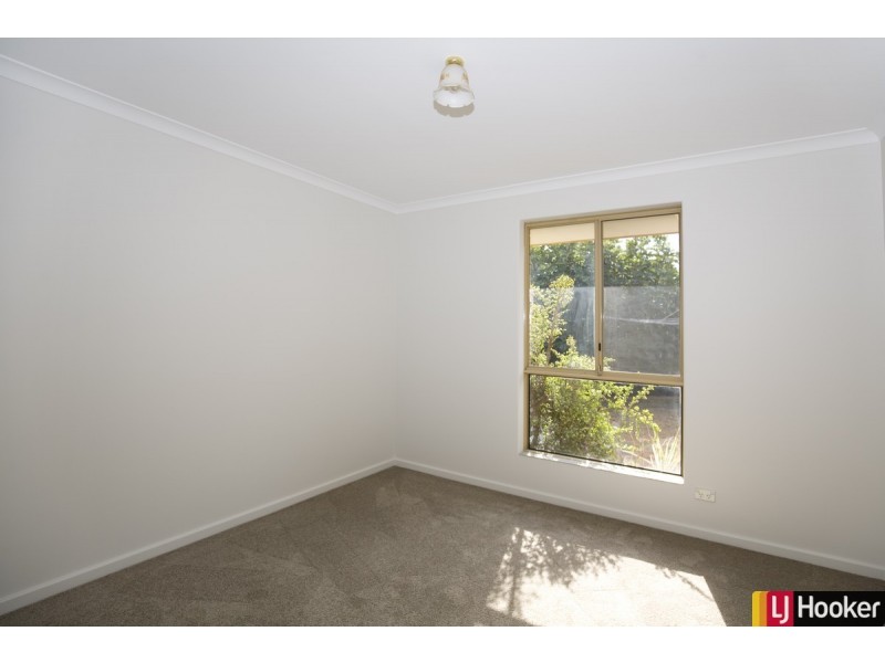 32 Hanson Way, Dudley Park WA 6210