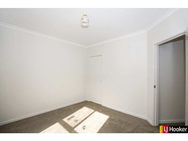 32 Hanson Way, Dudley Park WA 6210