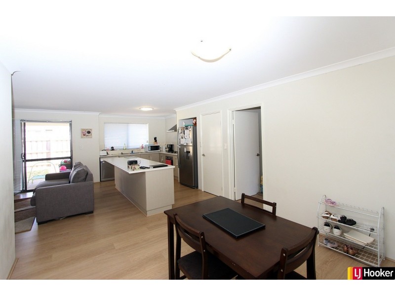 13 Sugarwood Terrace, Halls Head WA 6210