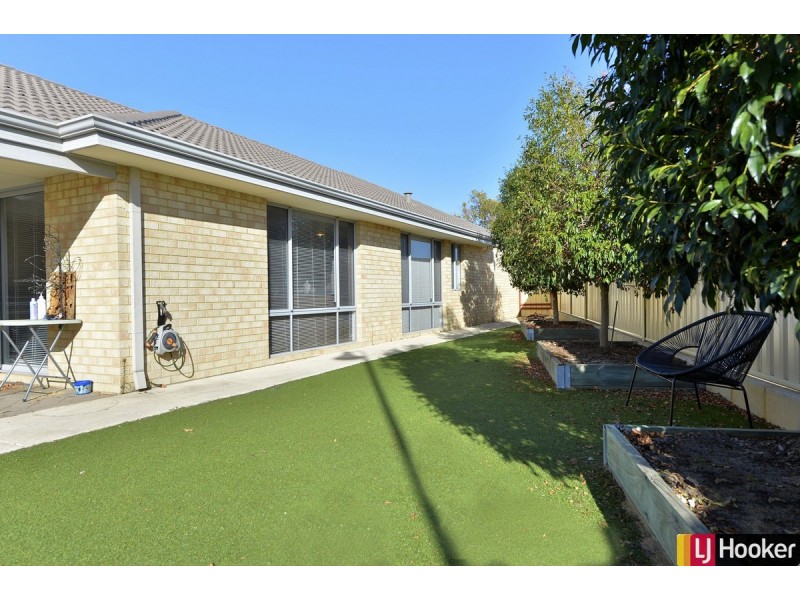 23 Karri Karri Pass, Lakelands WA 6180