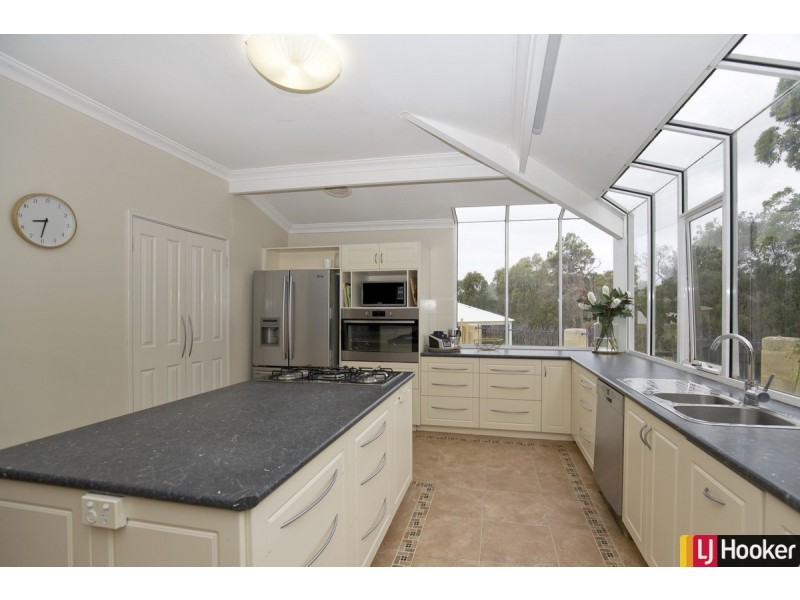 28 Raywood Road, Bouvard WA 6211