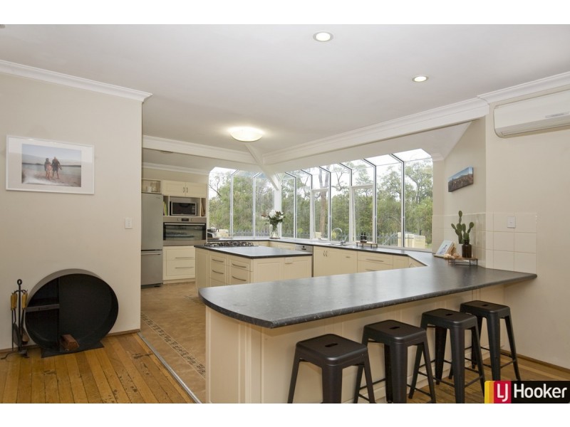 28 Raywood Road, Bouvard WA 6211