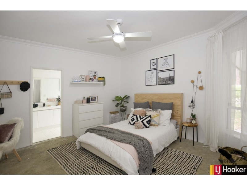 28 Raywood Road, Bouvard WA 6211