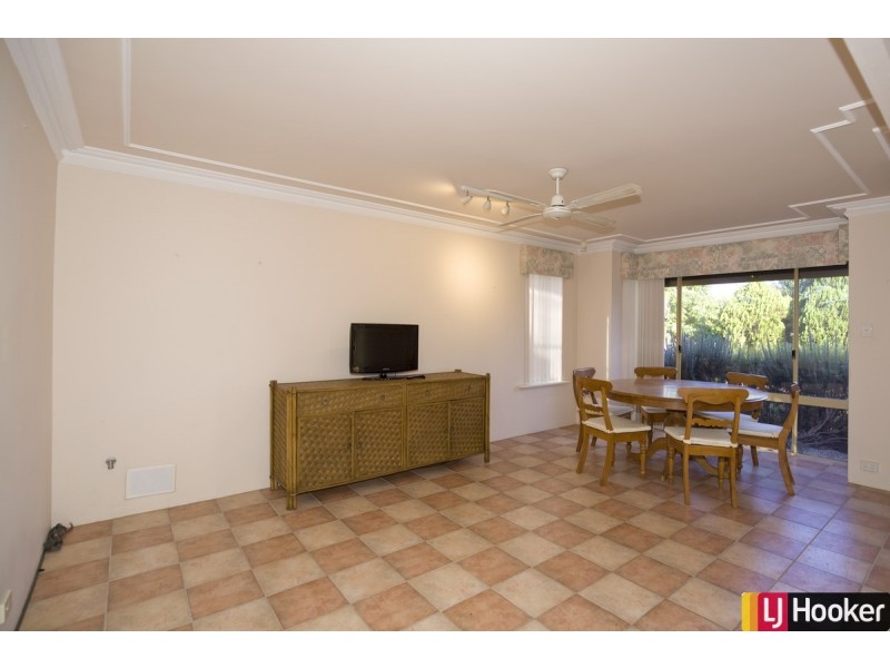 4B Merindah Meander, Falcon WA 6210