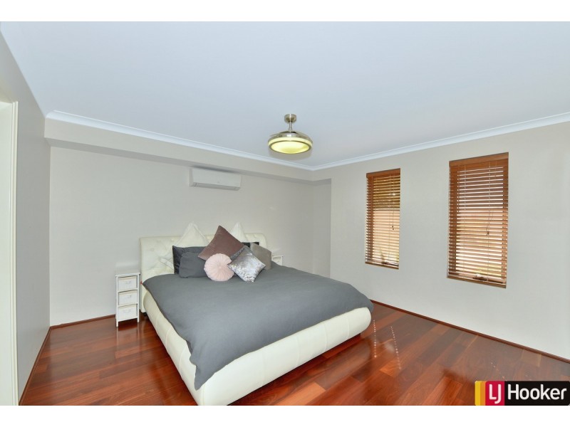 18 St Cloud Link, Meadow Springs WA 6210