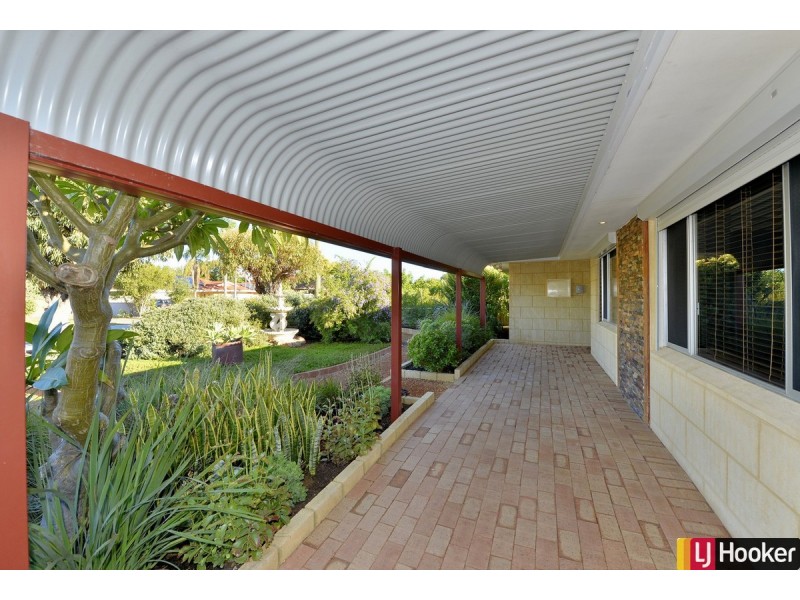 40 Loxton Street, Dudley Park WA 6210