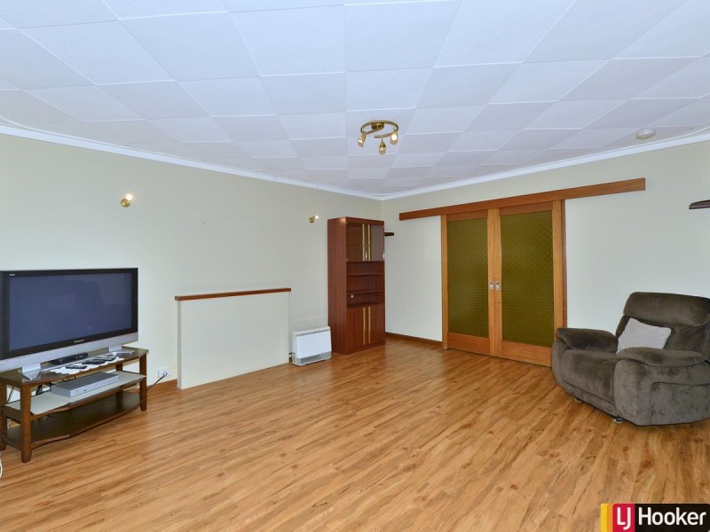 40 Loxton Street, Dudley Park WA 6210