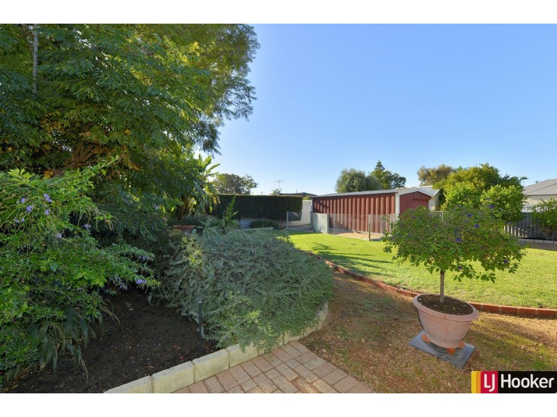 40 Loxton Street, Dudley Park WA 6210