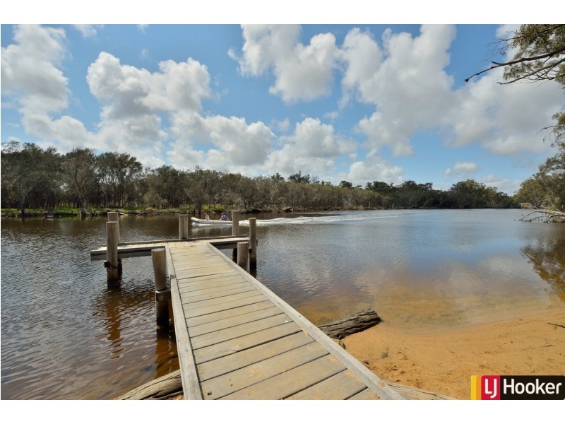 26 Bulara Road, Greenfields WA 6210