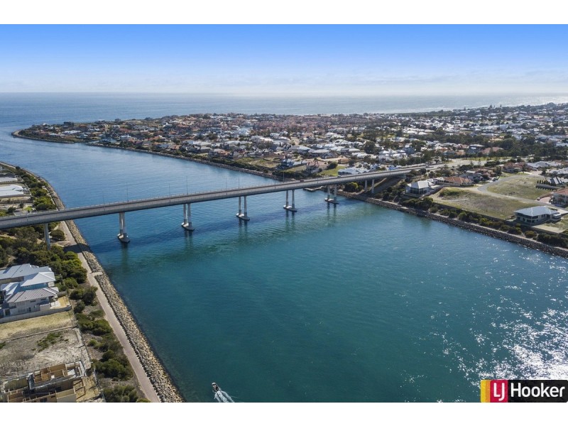 14 Spoonbill Retreat, Wannanup WA 6210