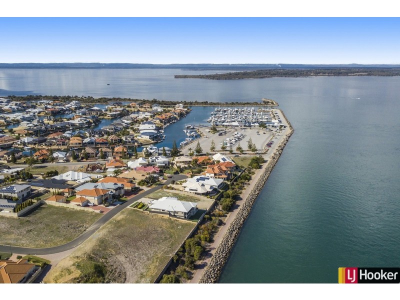 14 Spoonbill Retreat, Wannanup WA 6210