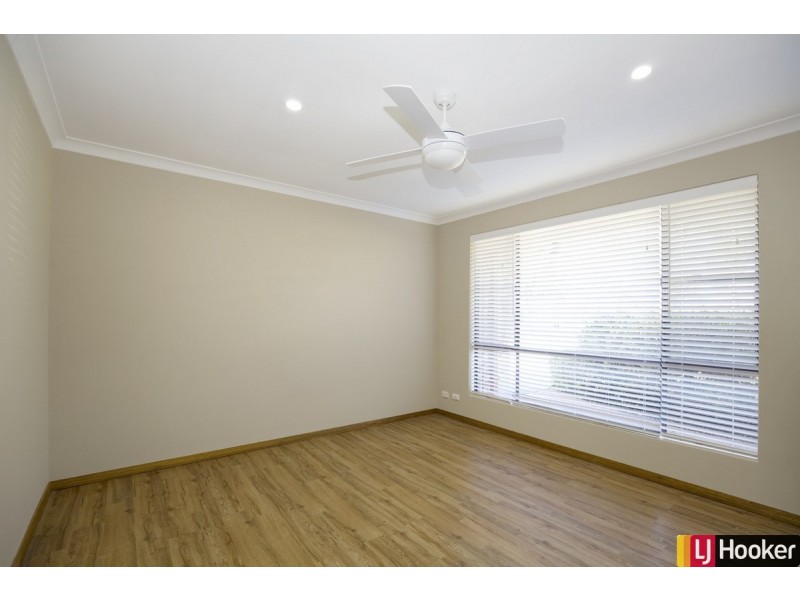 9 Brigadoon Close, Halls Head WA 6210