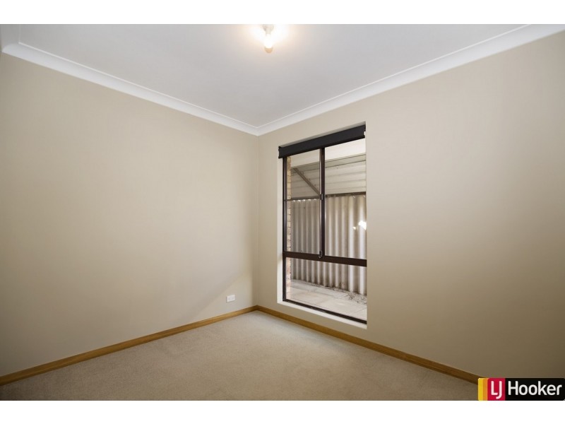 9 Brigadoon Close, Halls Head WA 6210