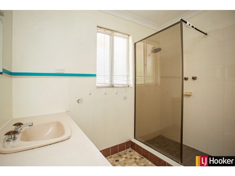 16 Redcliffe Road, Greenfields WA 6210