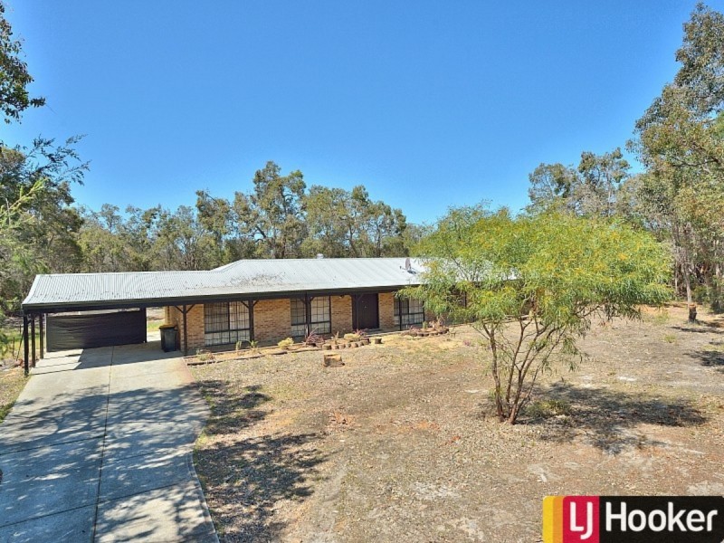 24 Davis Road, Barragup WA 6209