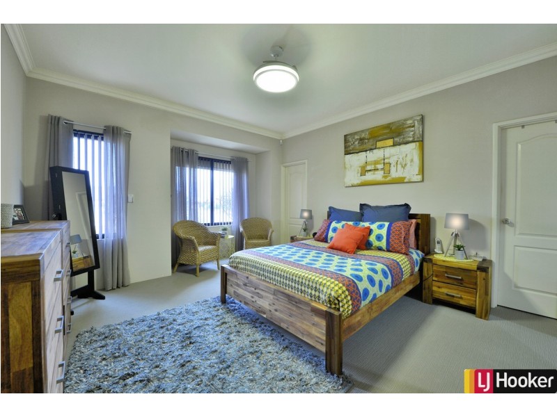 14 Heyerdahl Way, Dudley Park WA 6210