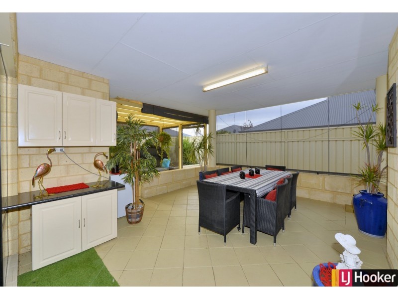 14 Heyerdahl Way, Dudley Park WA 6210