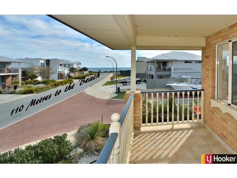 20 Sugarwood Terrace, Halls Head WA 6210