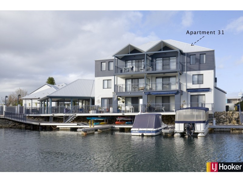 31/206 Mary Street, Halls Head WA 6210