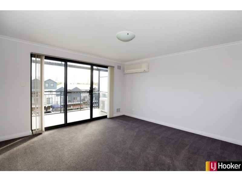 31/206 Mary Street, Halls Head WA 6210