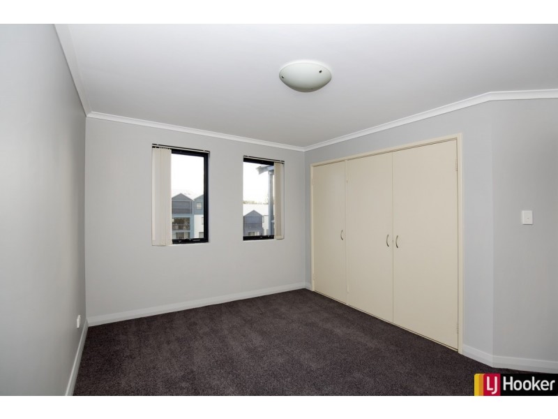 31/206 Mary Street, Halls Head WA 6210