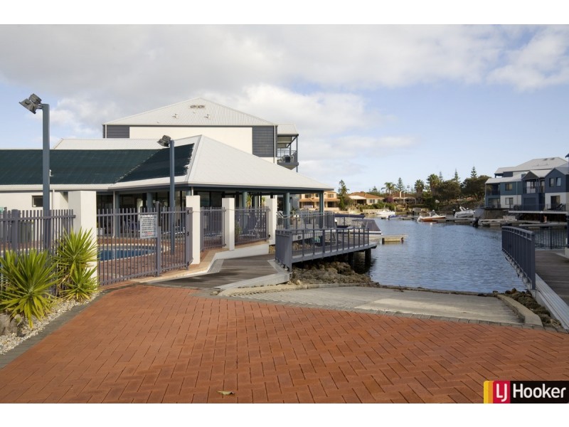 31/206 Mary Street, Halls Head WA 6210