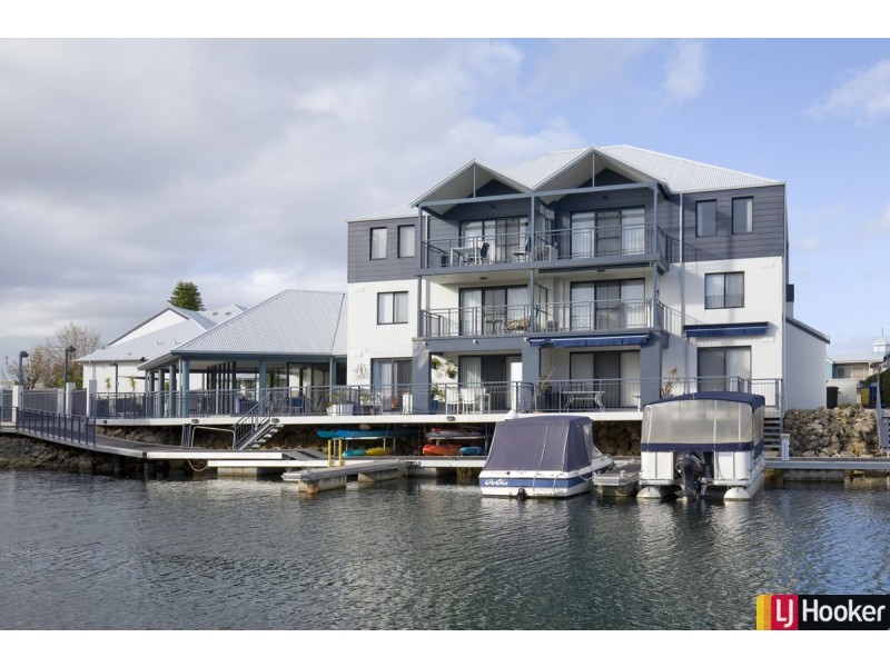 31/206 Mary Street, Halls Head WA 6210