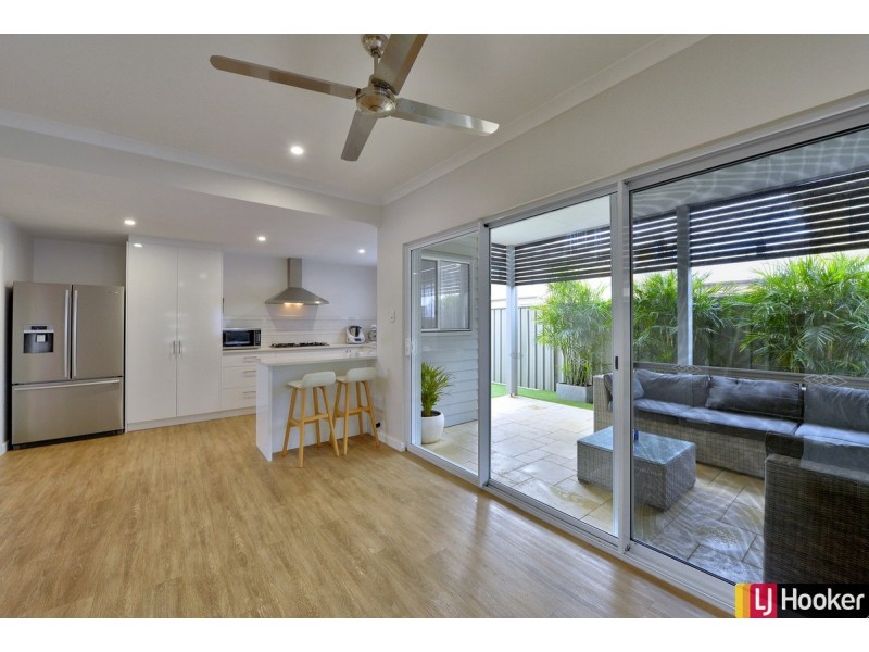 27 Beam Road, Silver Sands WA 6210