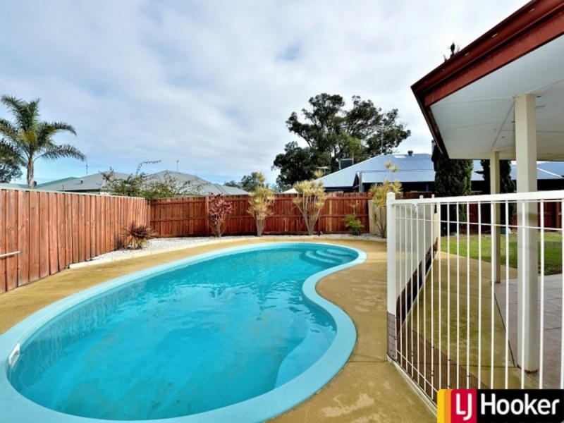 78 Chatsworth Drive, Erskine WA 6210