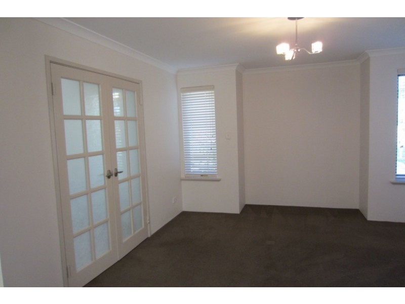 1 Nestor Way, Silver Sands WA 6210