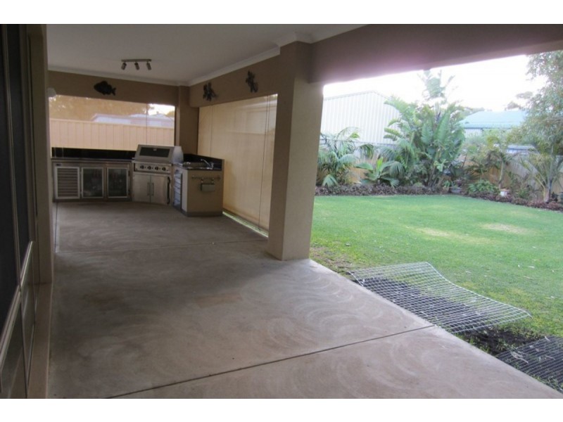 1 Nestor Way, Silver Sands WA 6210