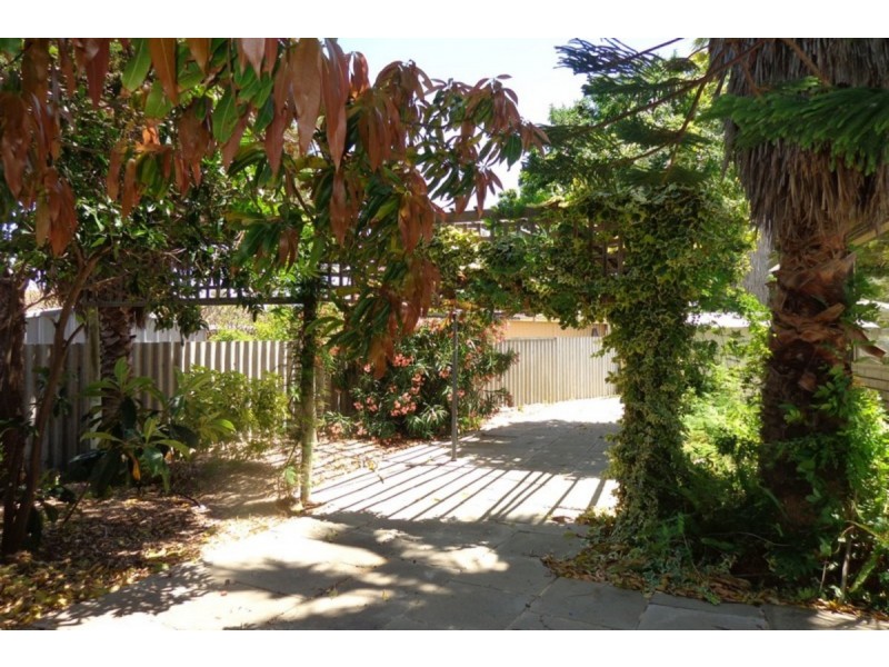 23 Dundas Place, Greenfields WA 6210