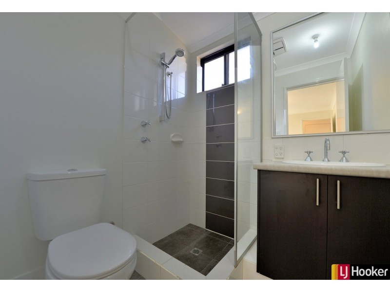 5 Blanche Crescent, Lakelands WA 6180