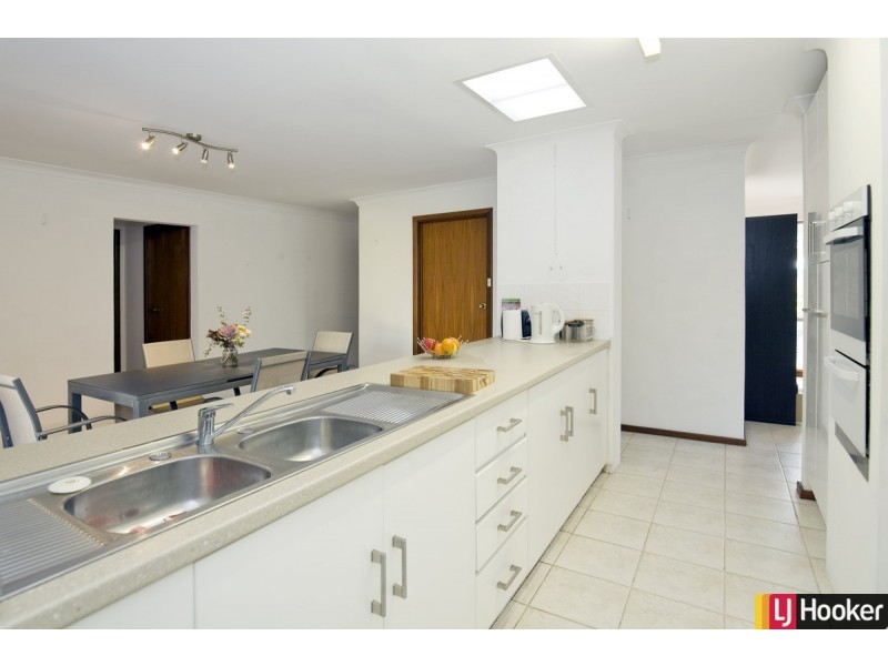 48 McLarty Road, Halls Head WA 6210