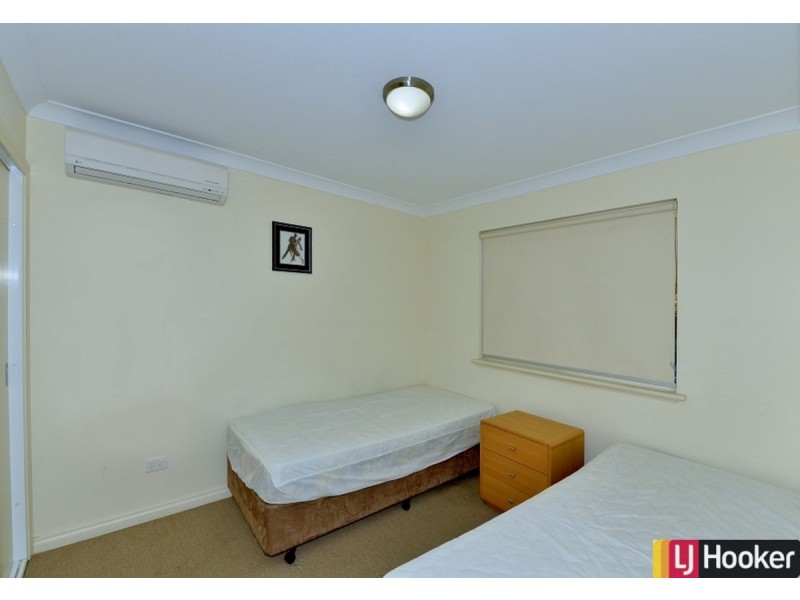 11/1 Lakes Crescent, South Yunderup WA 6208