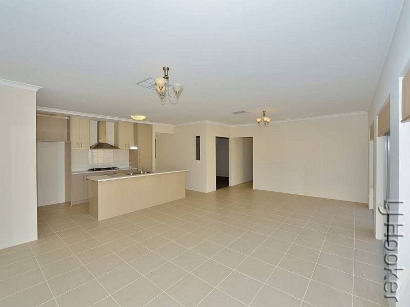 15 Agonis Way, Wannanup WA 6210