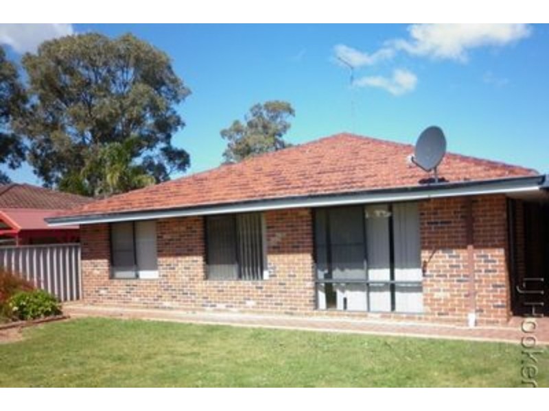 74 Exchequer Avenue, Greenfields WA 6210