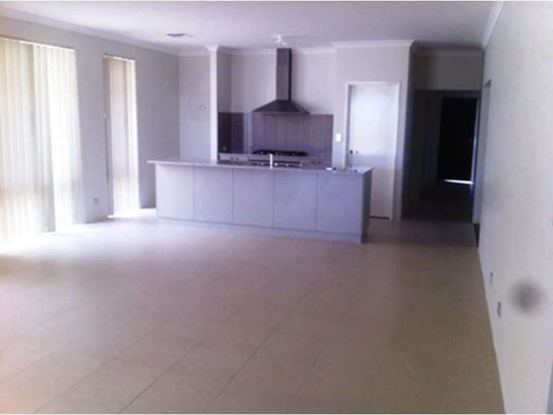 50 Greenville Vista, Meadow Springs WA 6210