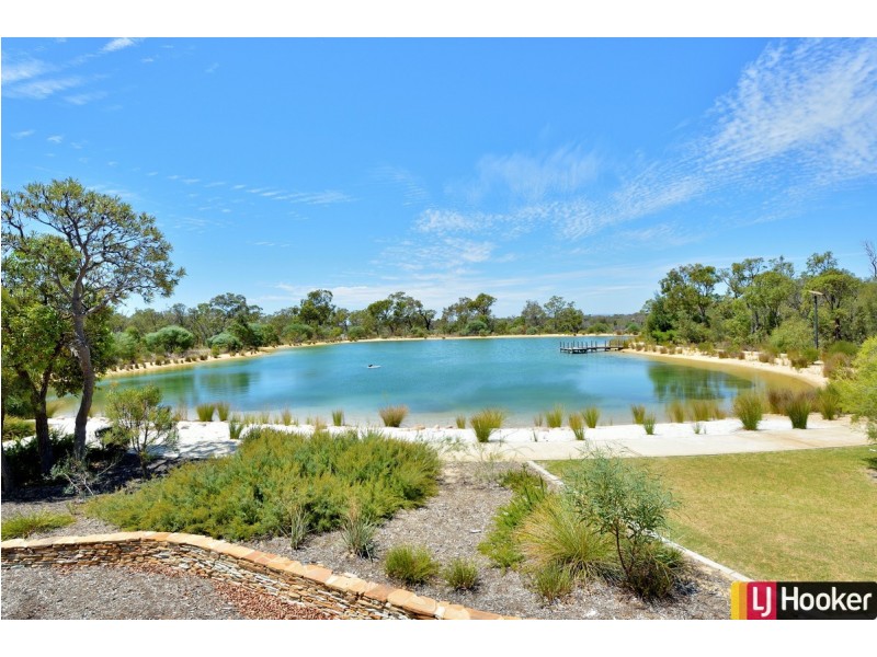 11 Lockhart Street, Coodanup WA 6210