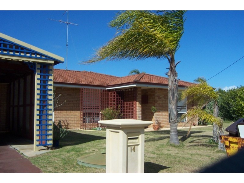 14 Challenger Road, Madora Bay WA 6210