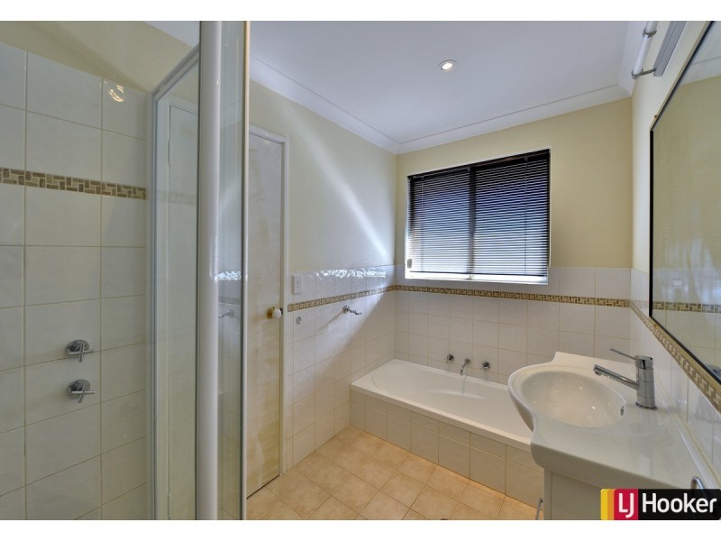 39 Sunningdale Chase, Meadow Springs WA 6210