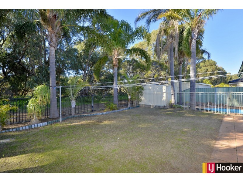 39 Sunningdale Chase, Meadow Springs WA 6210