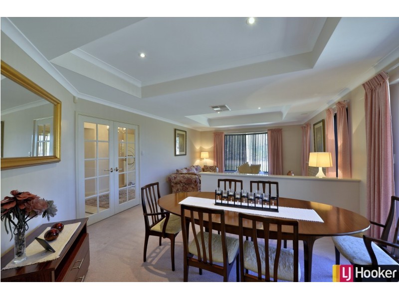 6 Boileau Place, San Remo WA 6210