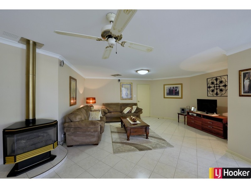 6 Boileau Place, San Remo WA 6210