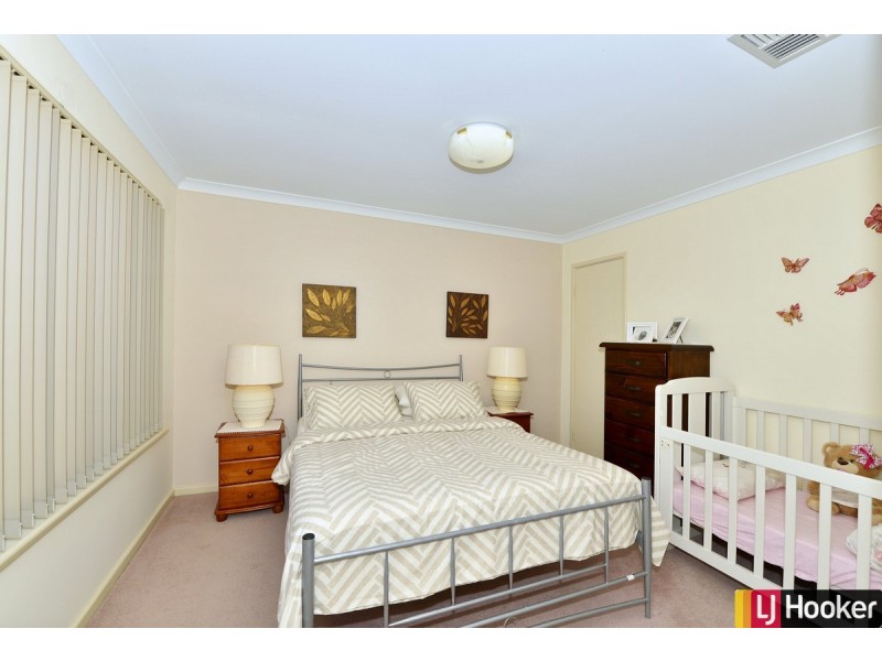 6 Boileau Place, San Remo WA 6210