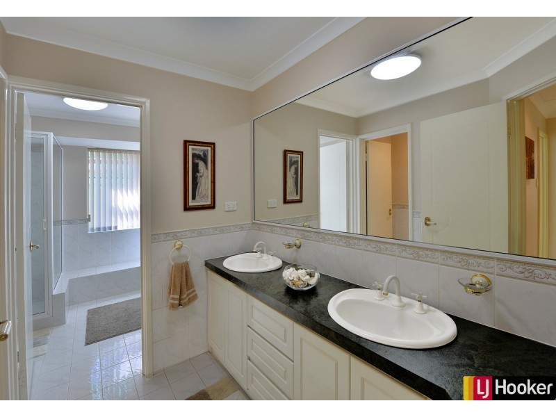 6 Boileau Place, San Remo WA 6210